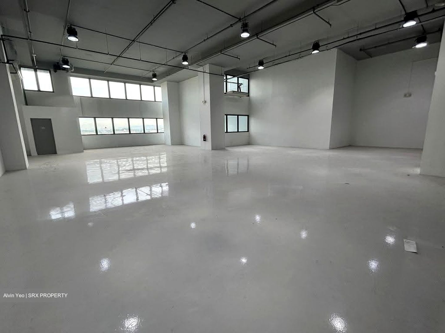 Carros Centre (D25), Factory #622567471